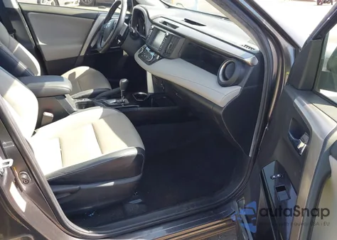 2017 Toyota Rav4 Limited/Platinum z USA, uszkodzony, nr VIN JTMYFREV9HJ706495